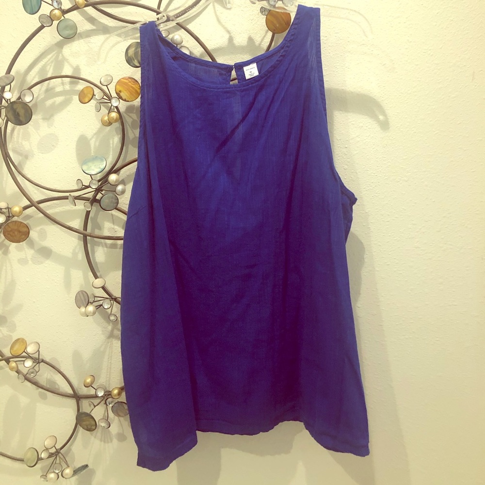 Sleeveless Ladies Top